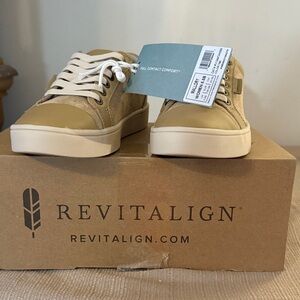REVITALIGN Women’s World Beige and Cream Sneakers